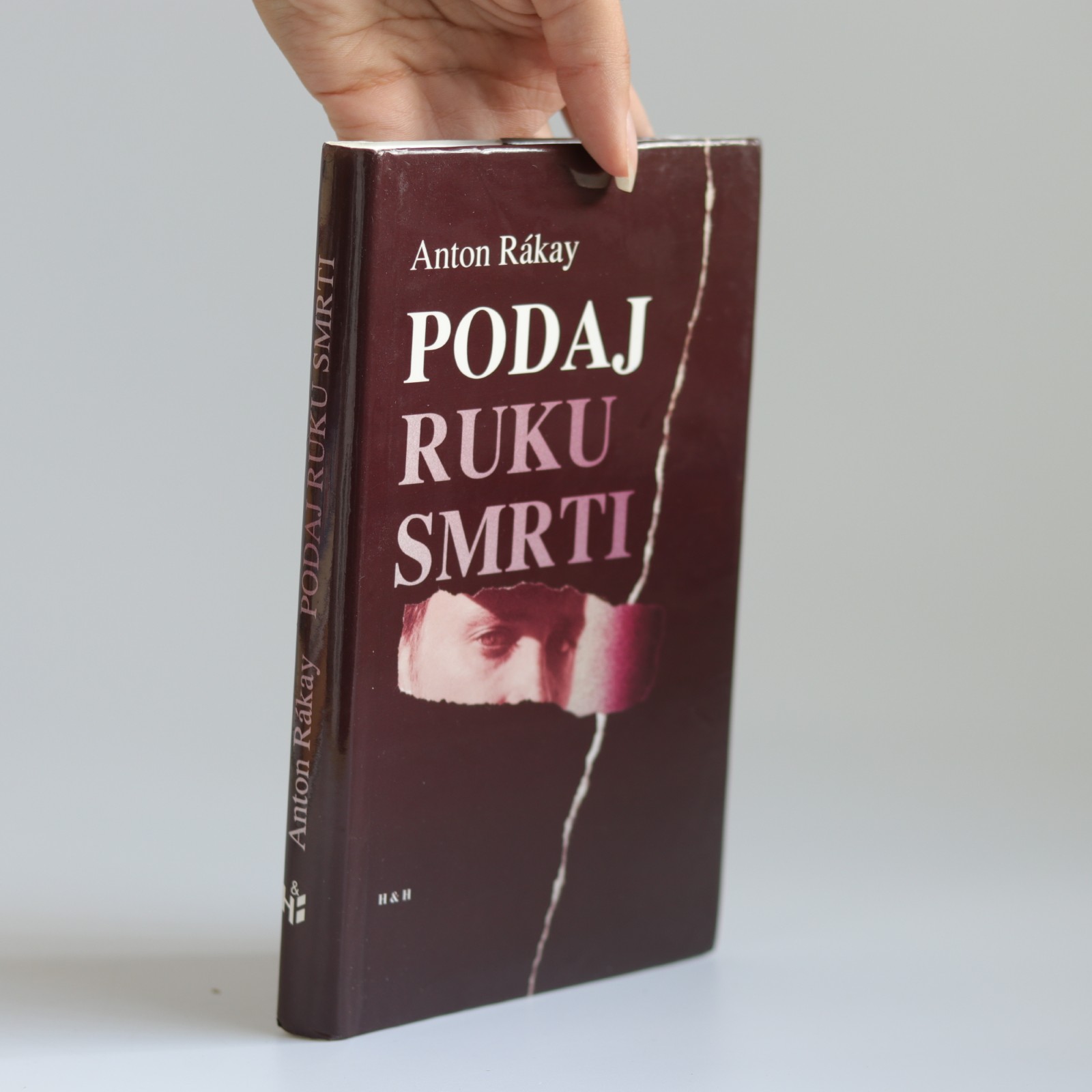 podaj ruku smrti rakay (1) Obálka knihy Podaj ruku smrti - Anton Rákay