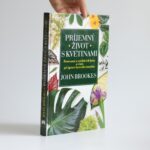 Obálka knihy Príjemný život s kvetinami - John Brookes
