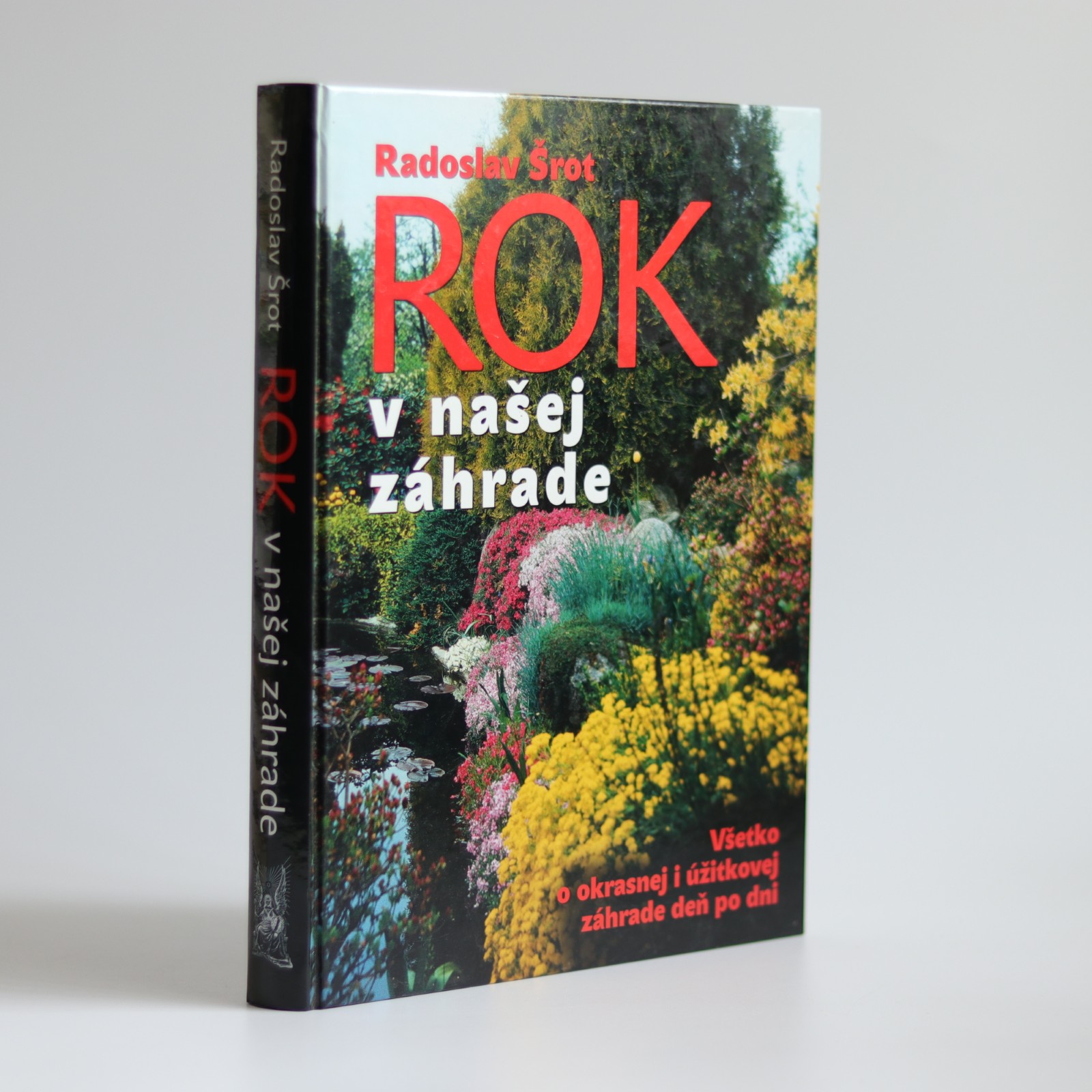 rok v nasej zahrade srot (1) Obálka knihy Rok v našej záhrade - Radoslav Šrot