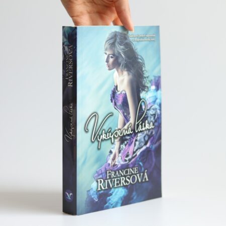 Obálka knihy Vykúpená láska - Francine Riversová